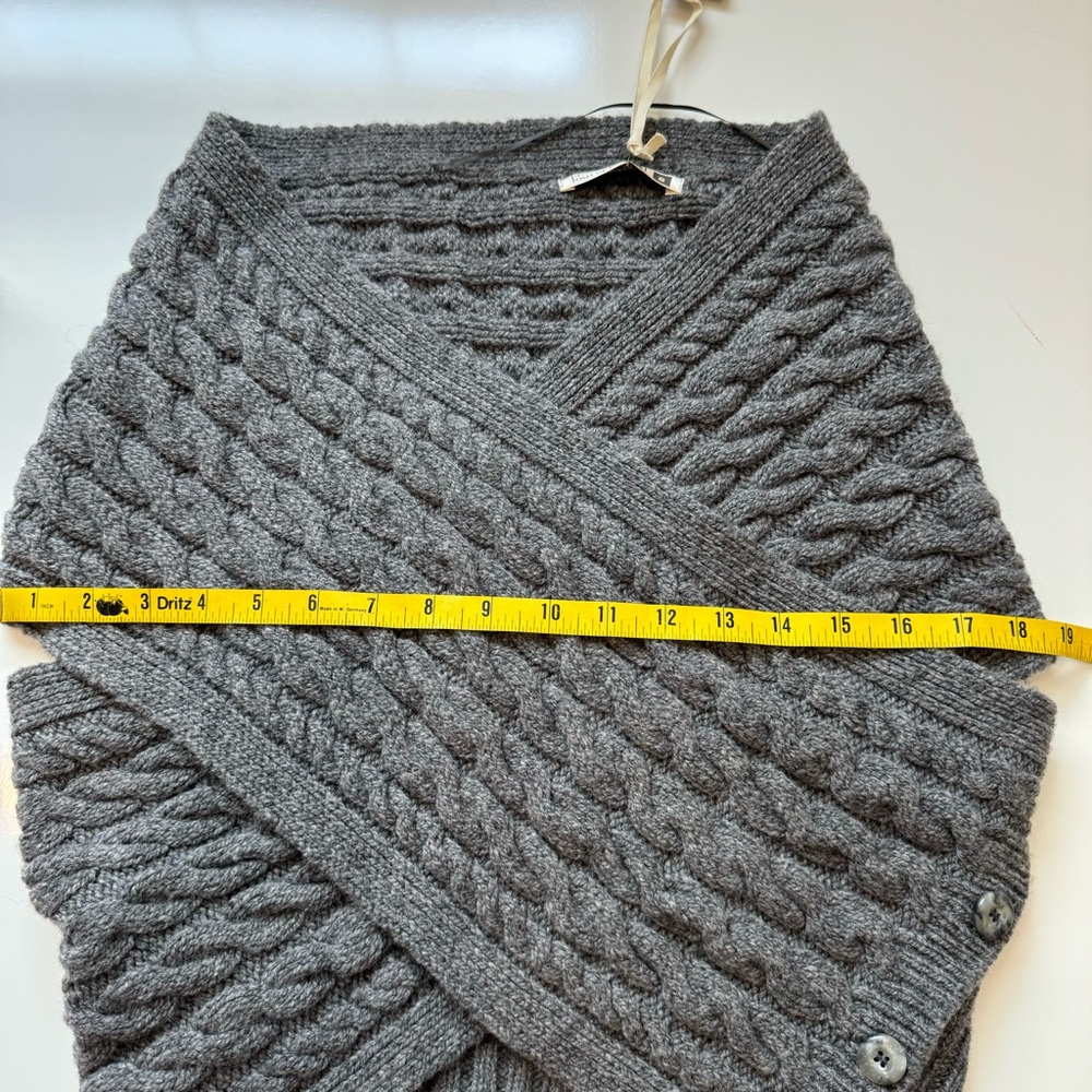 NWT Fisherman Out of Ireland Crossover Wrap - Grey - Picture 7 of 8